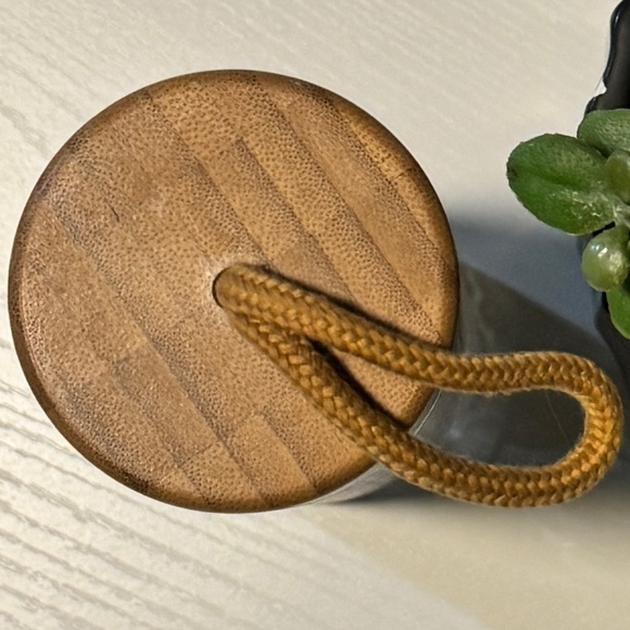 White Flower Pattern 20 oz Travel Cup Glass Bottle Container Bamboo Lid - Picture 4 of 6